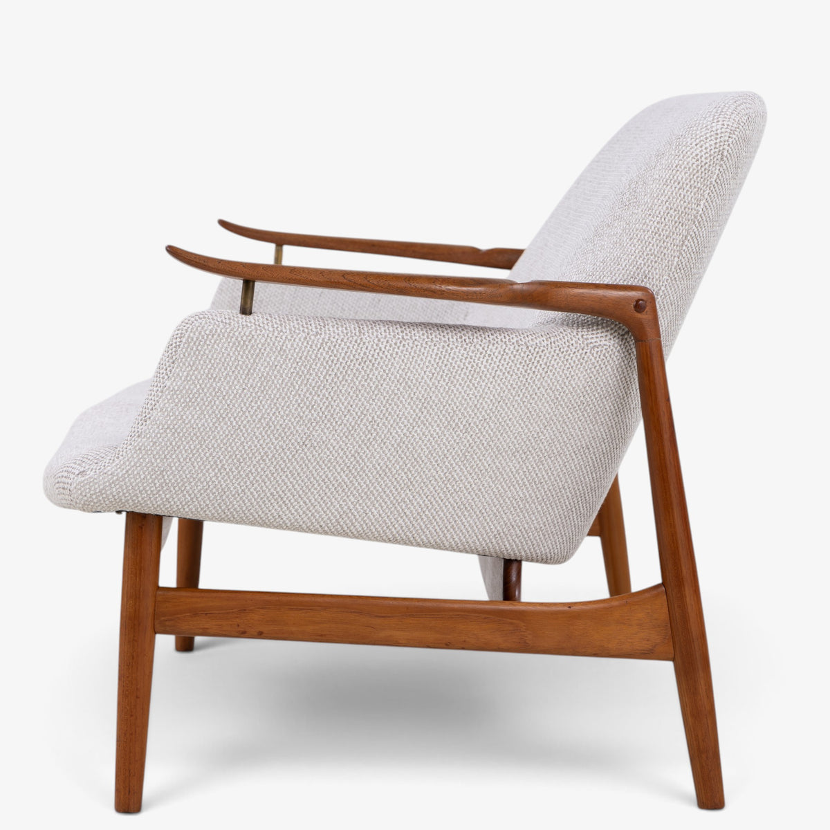 NV 53 - 2-seater sofa in teak