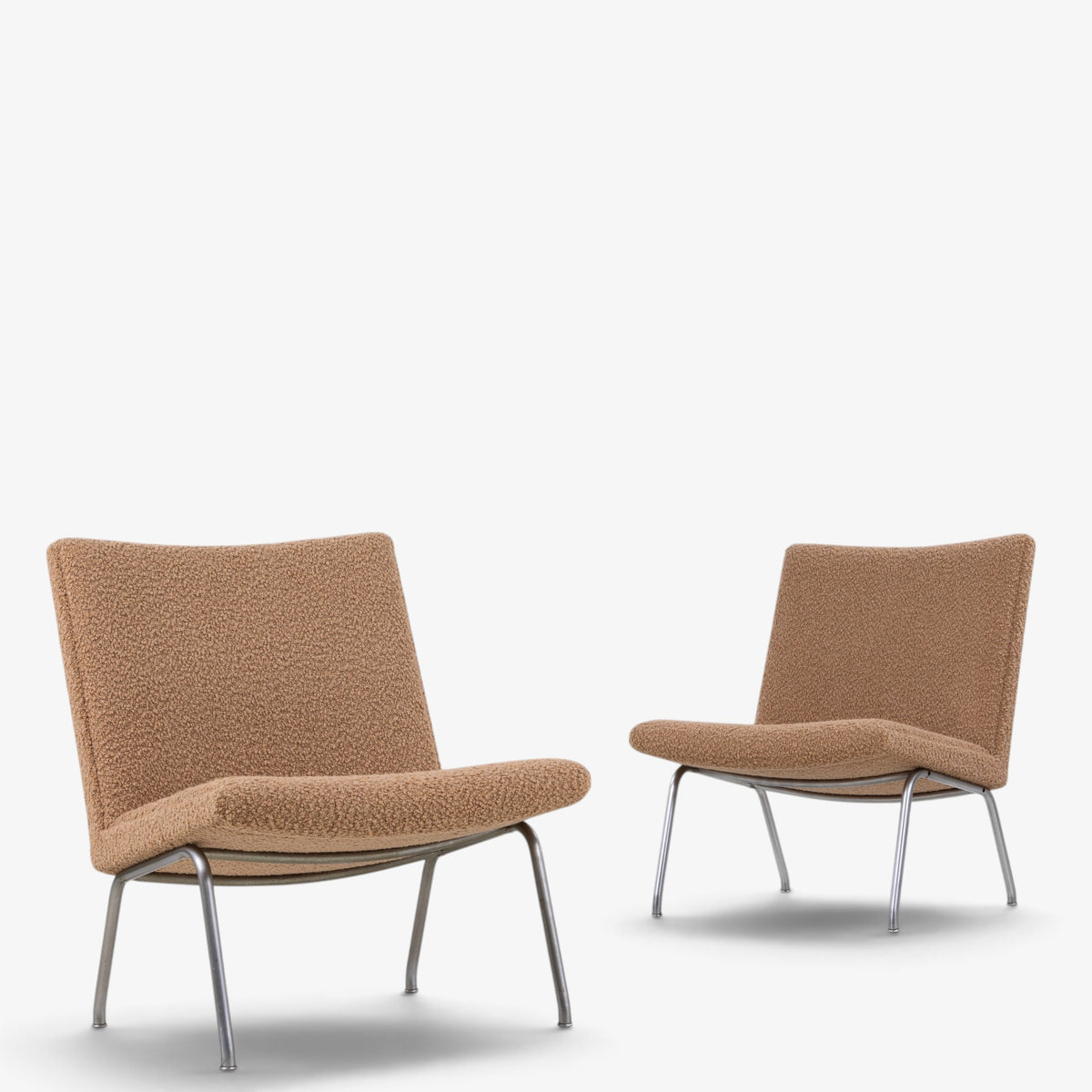 AP 39 - Easy chair in textile