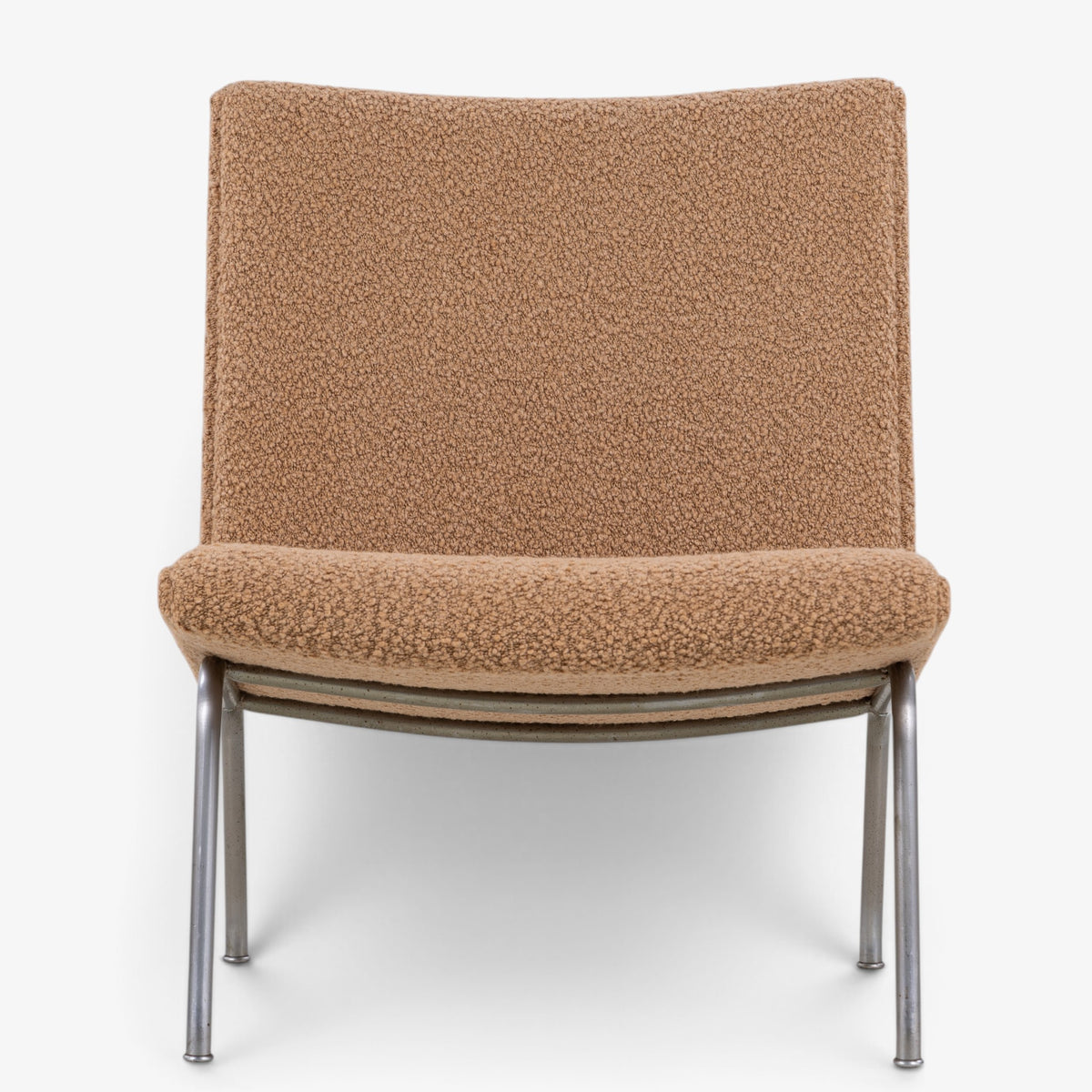 AP 39 - Easy chair in textile
