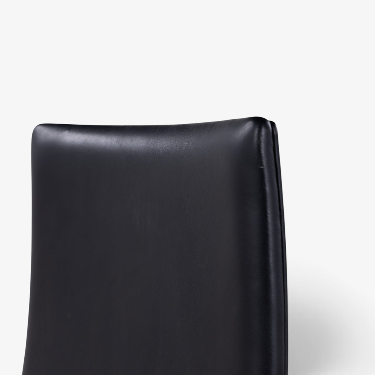 AJ 3292 - Office chair in leather