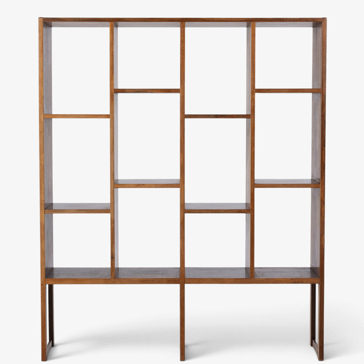 Freestanding shelving unit in rosewood