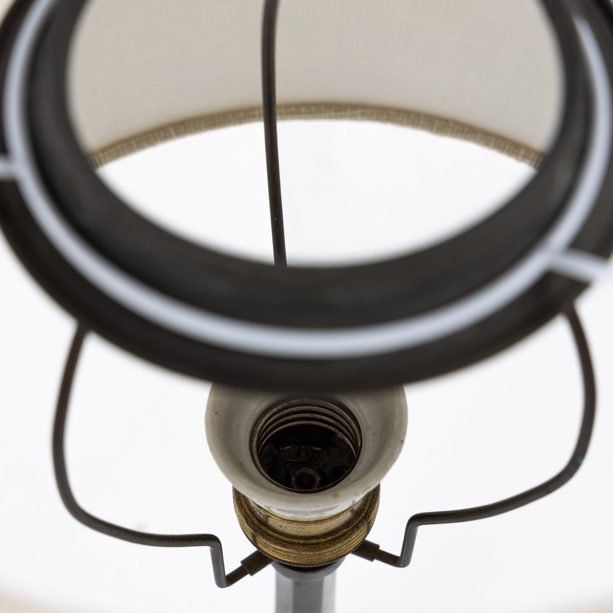 Bordlampe i diskometal