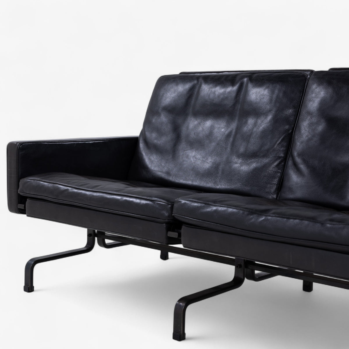 PK 31/3 - 3 seater sofa in original leather