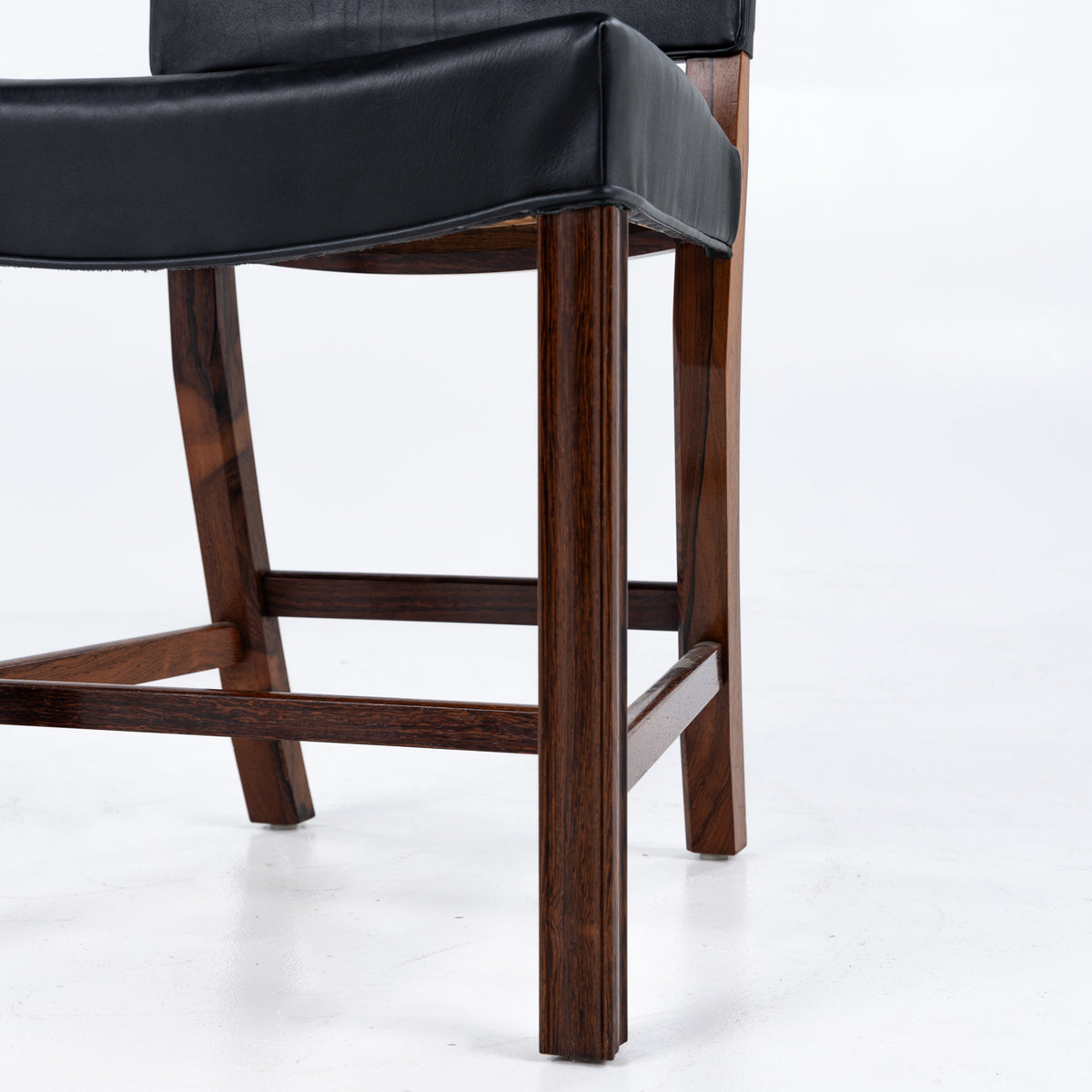 KK 3949 - Sæt á 6 'Røde Stole'