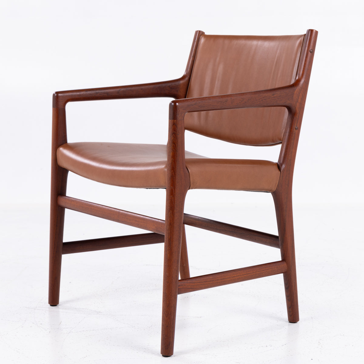 JH 507 - Armchair in teak