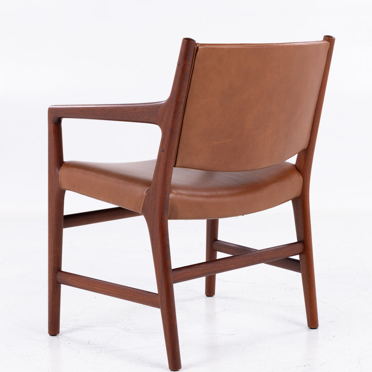 JH 507 - Armchair in teak