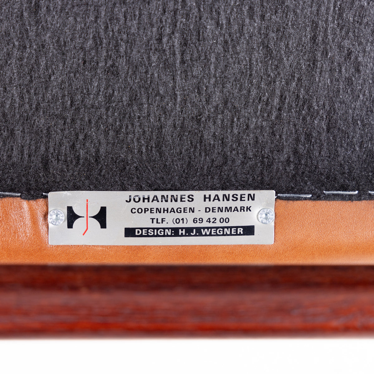 JH 507 - Armchair in teak