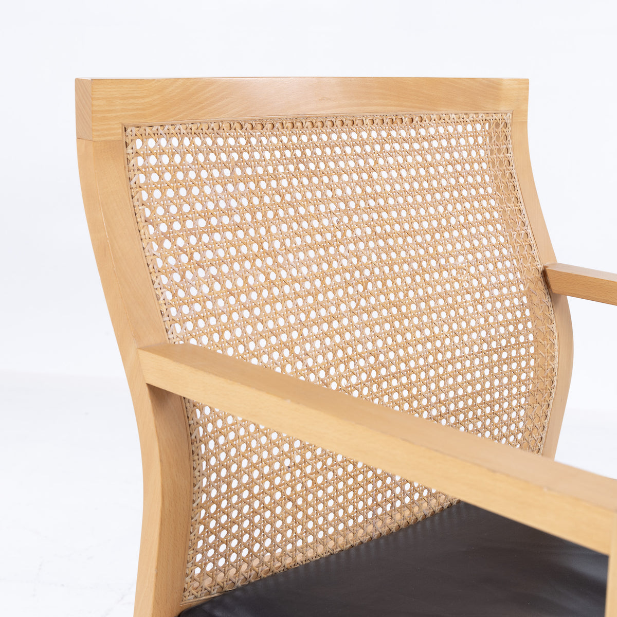 7512 - Armchair in ash