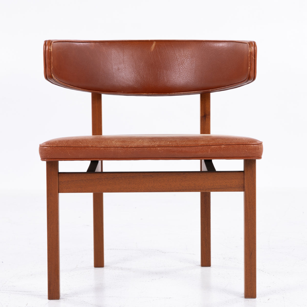 BM 3245 - Armchair in mahogany