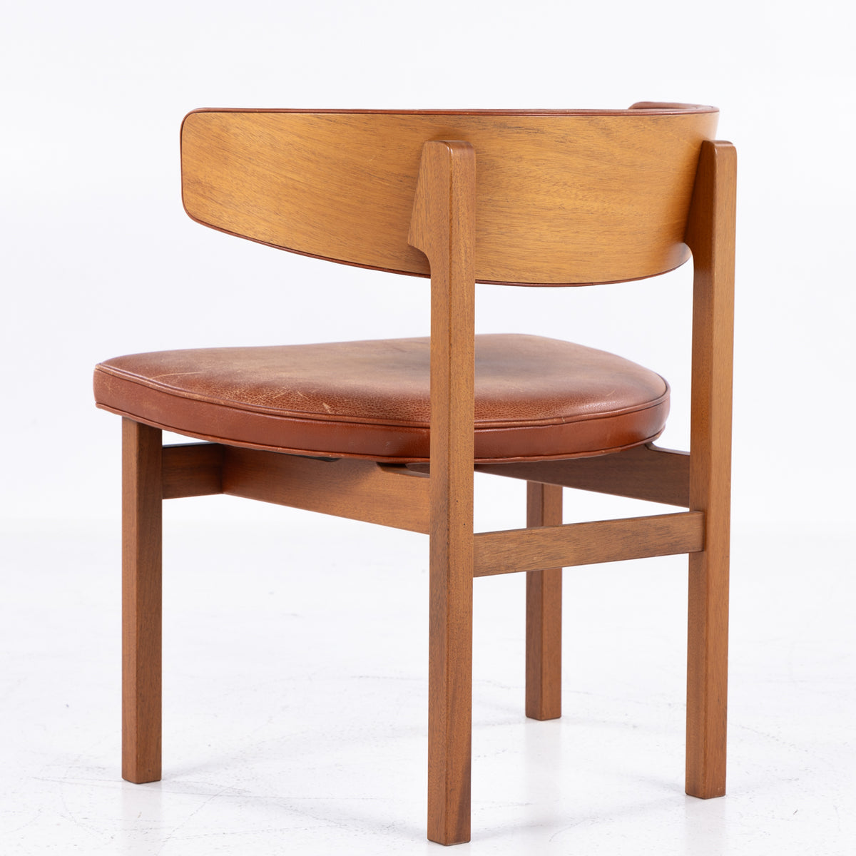BM 3245 - Armchair in mahogany