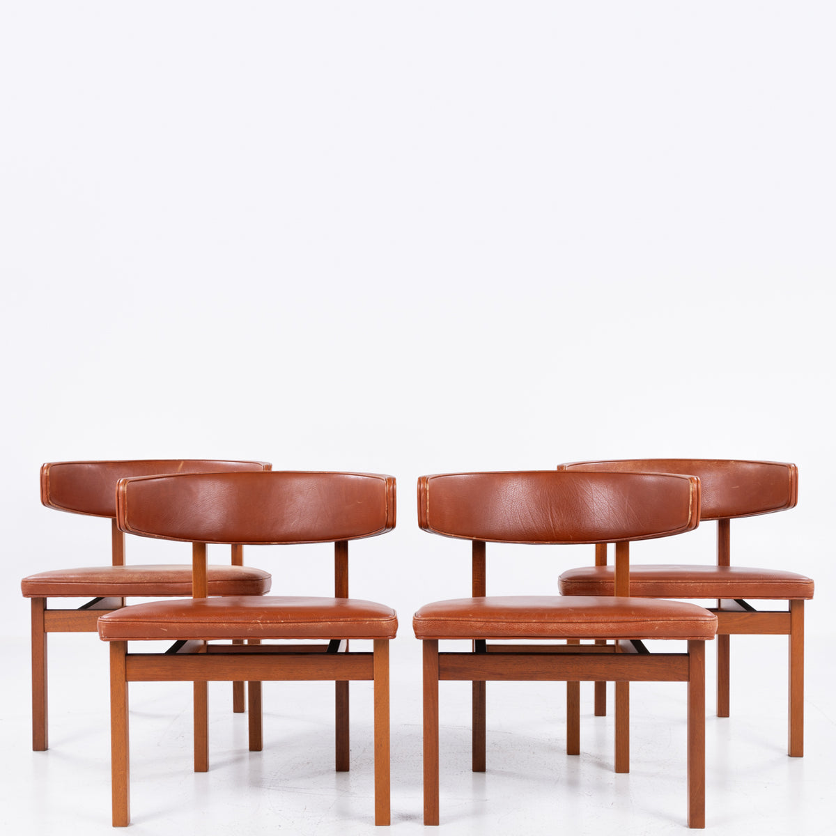 BM 3245 - Armchair in mahogany