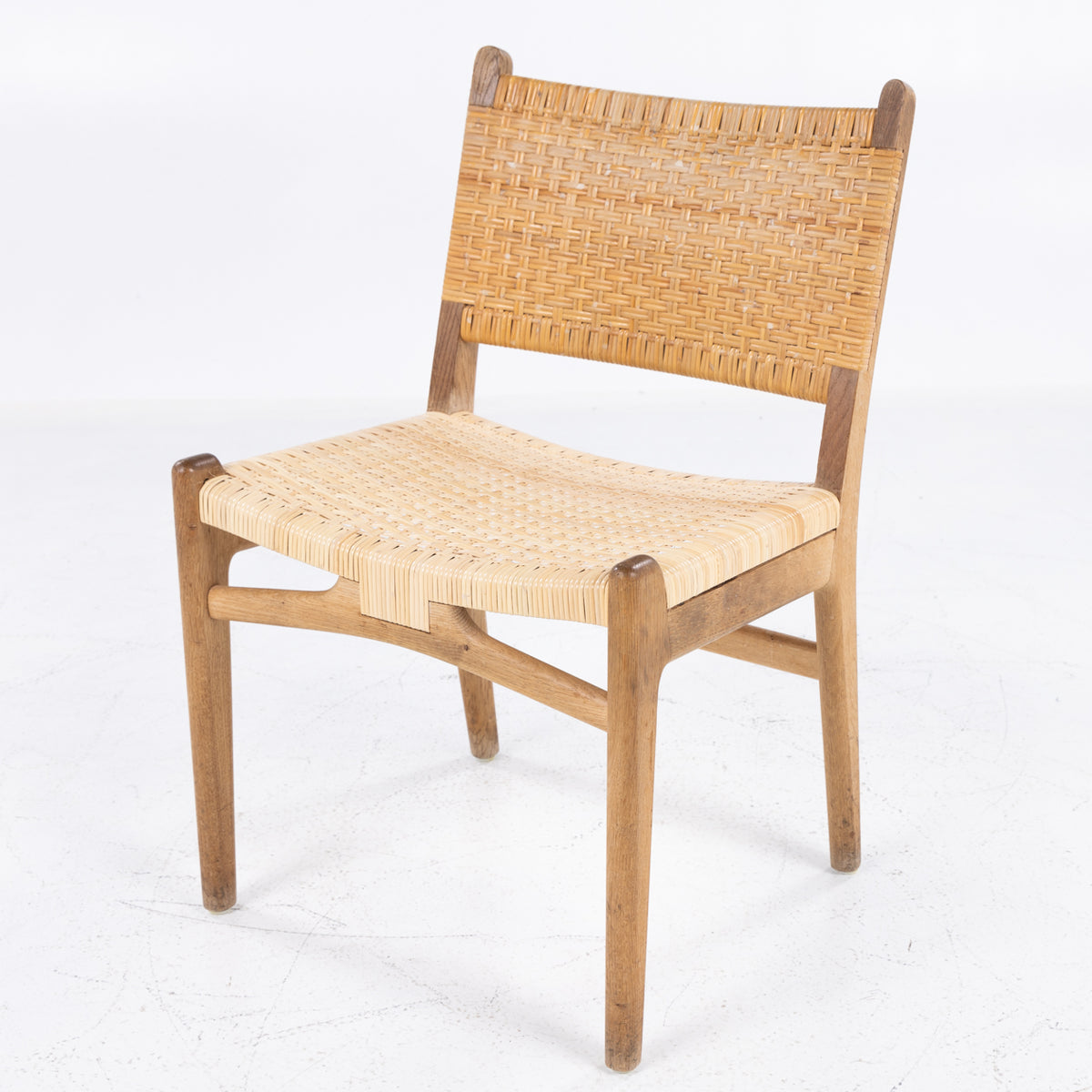 CH 31 - Dining chair in oak