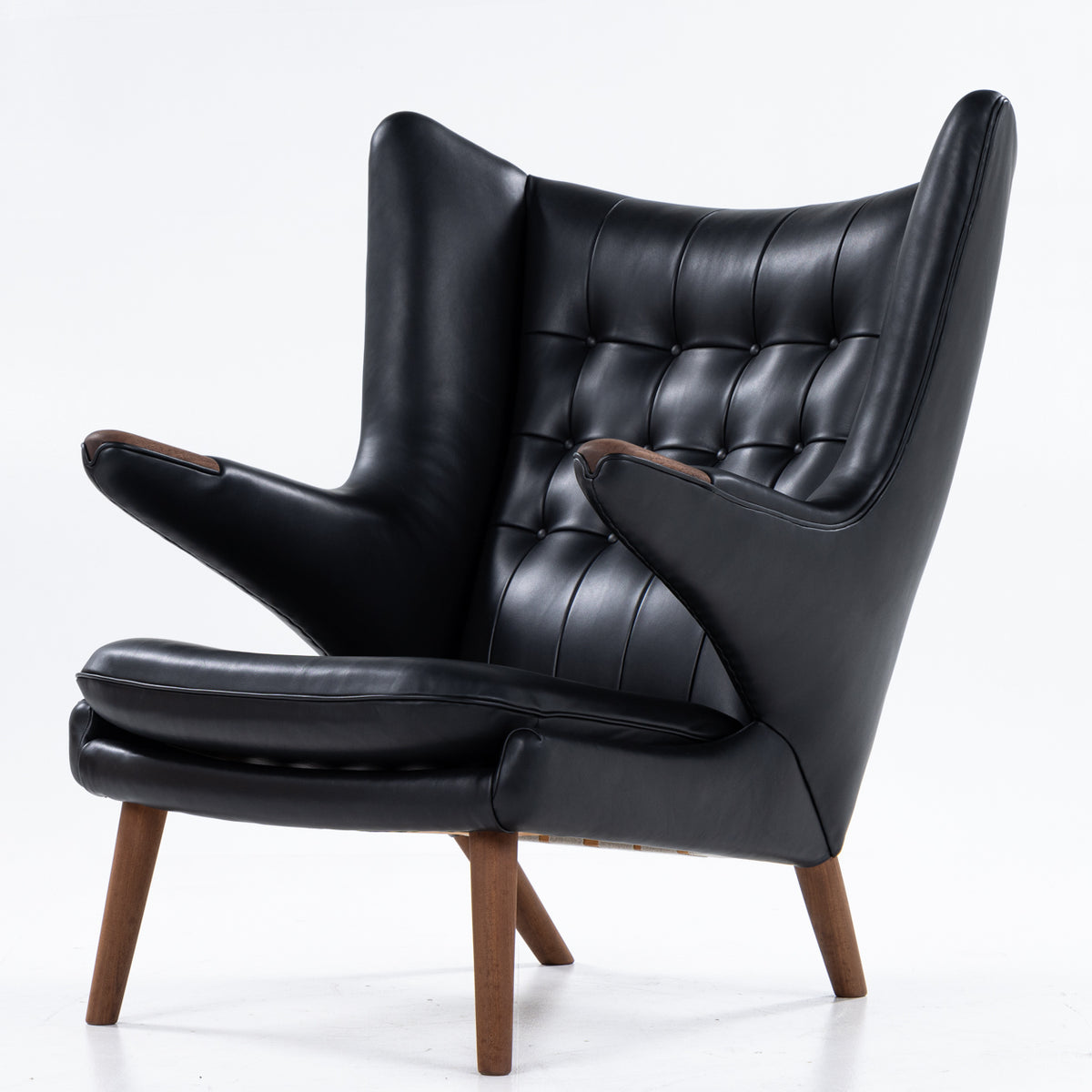 AP 19 - Papa Bear Chair in Elegance leather