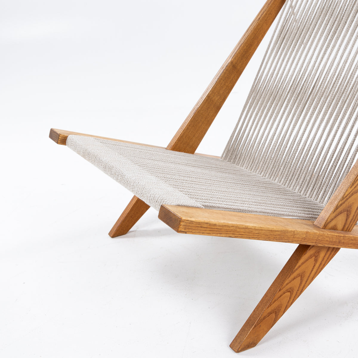 JH 106 - Easy chair in patinated ash