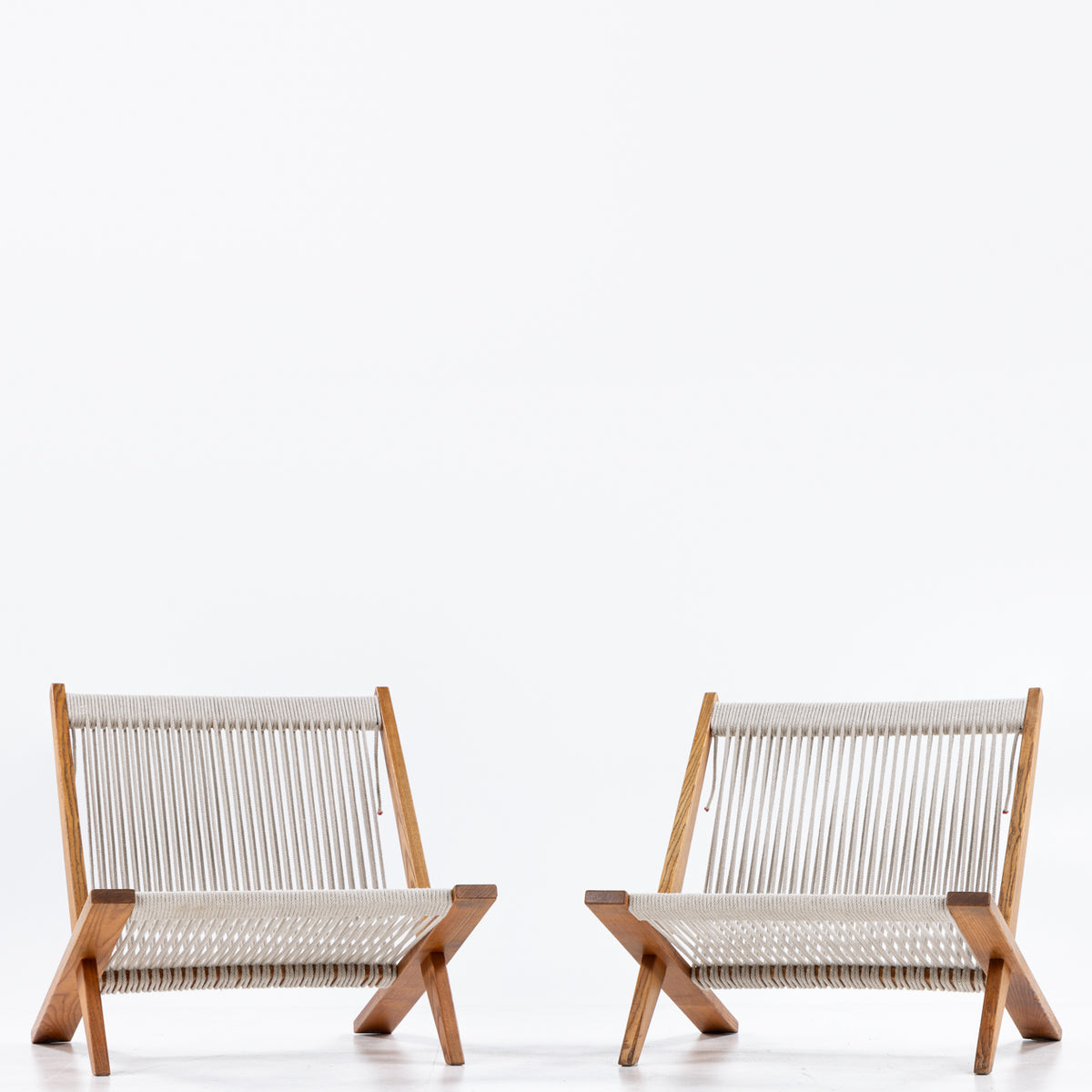 JH 106 - Easy chair in patinated ash