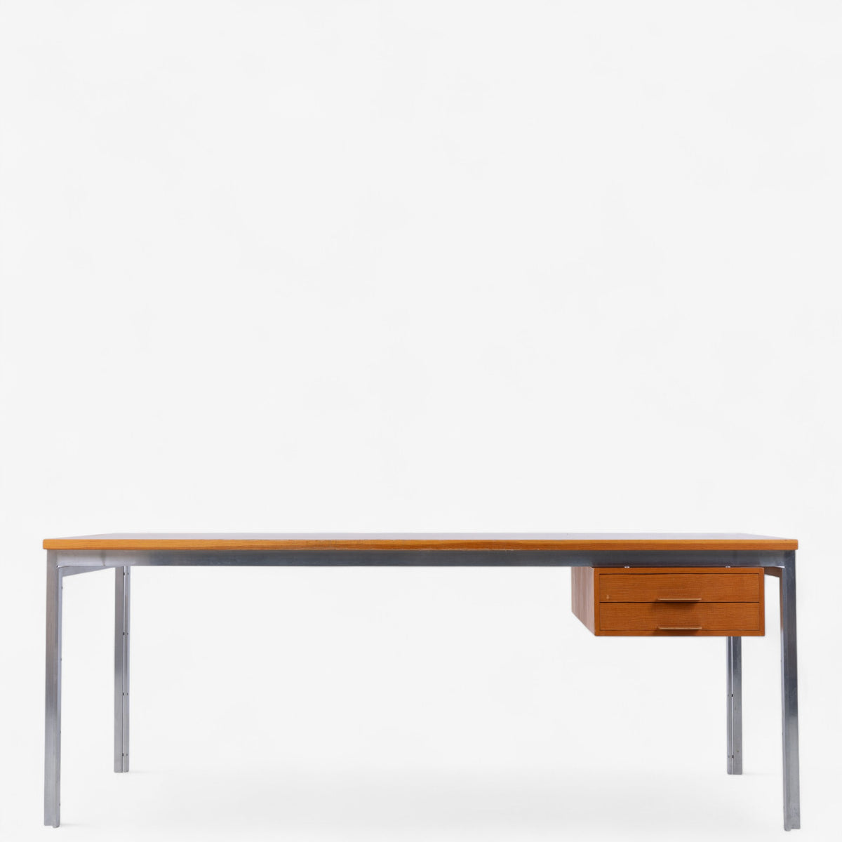 PK 55 - Desk in oregon pine
