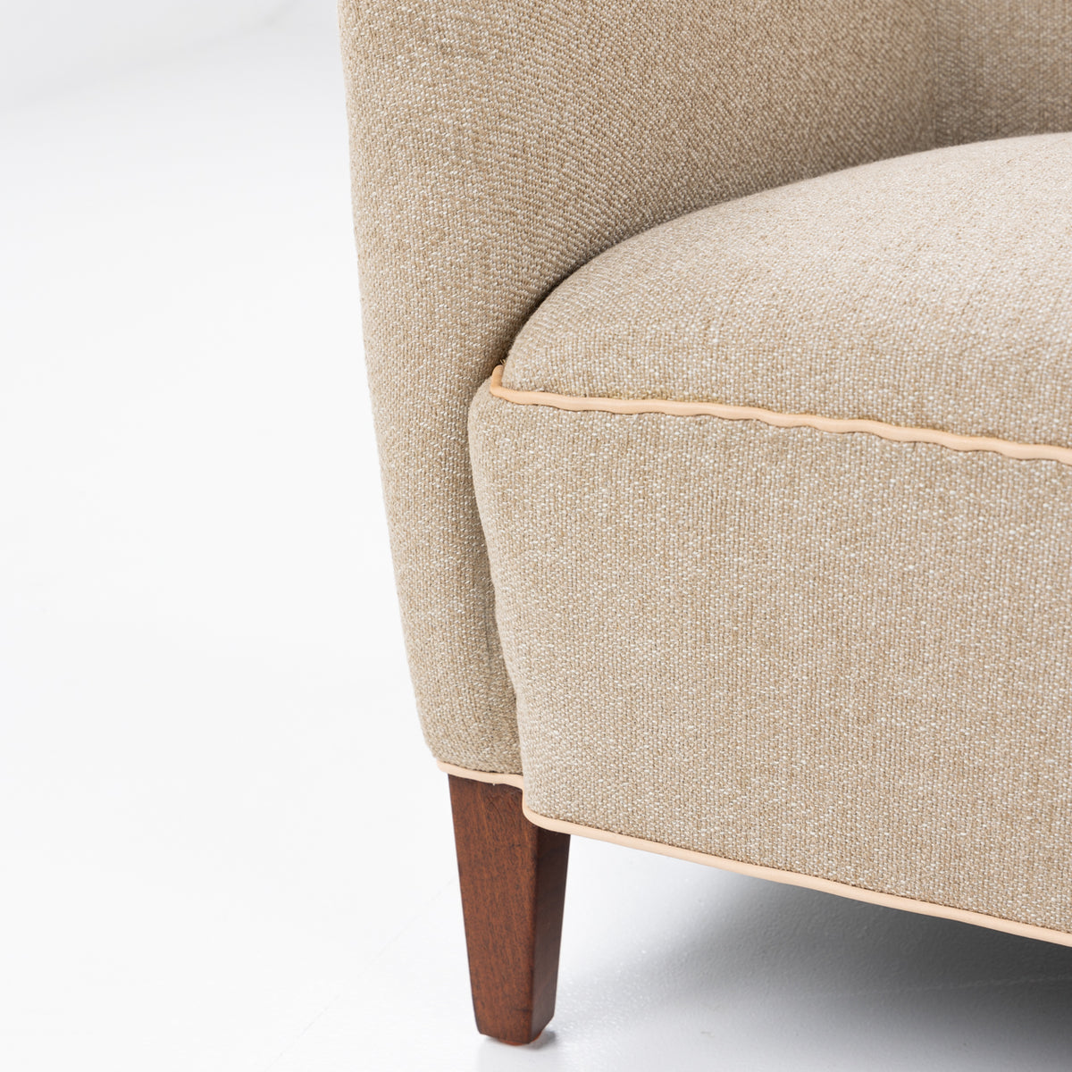 Sofa in new textile