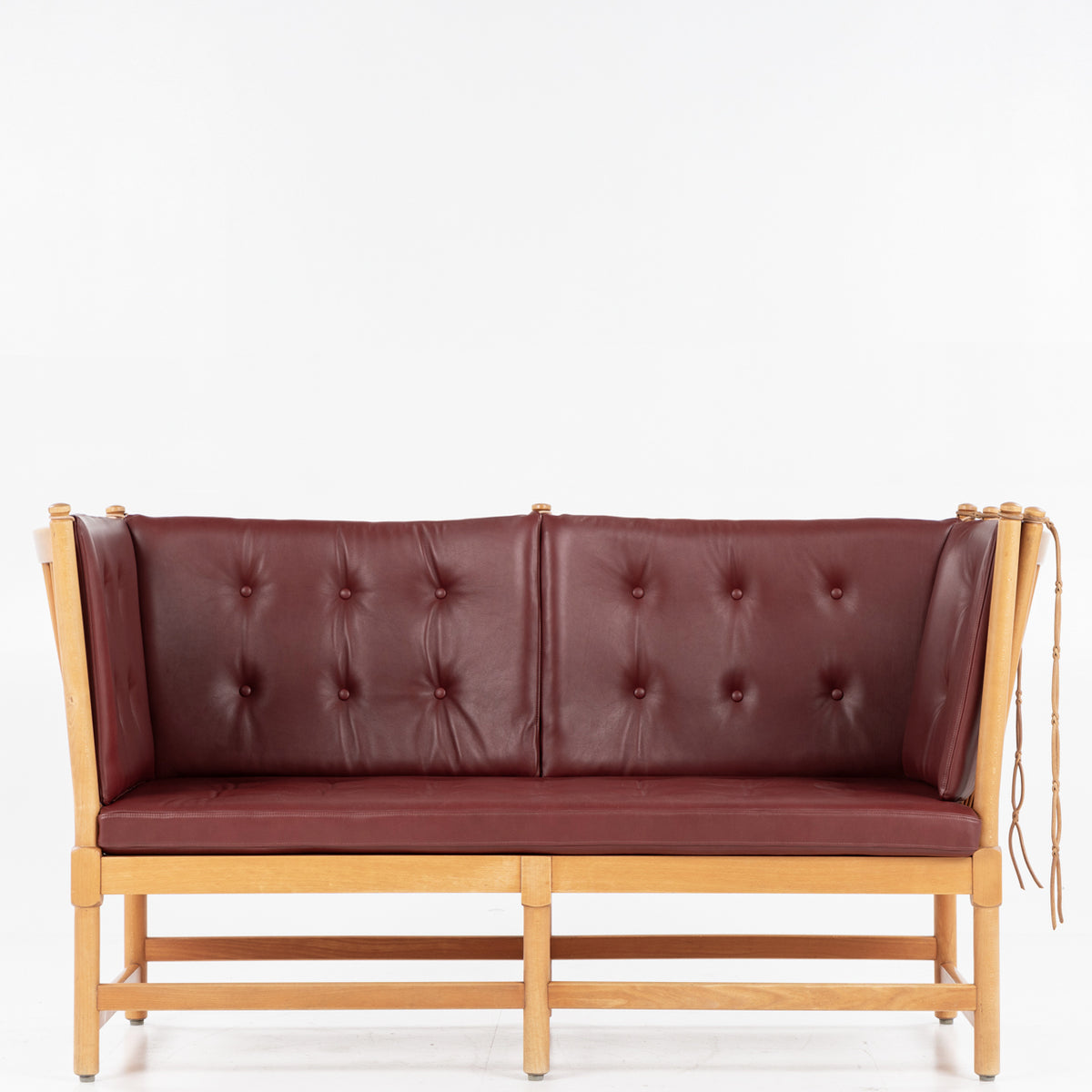 BM 1789 - Spoke-back sofa