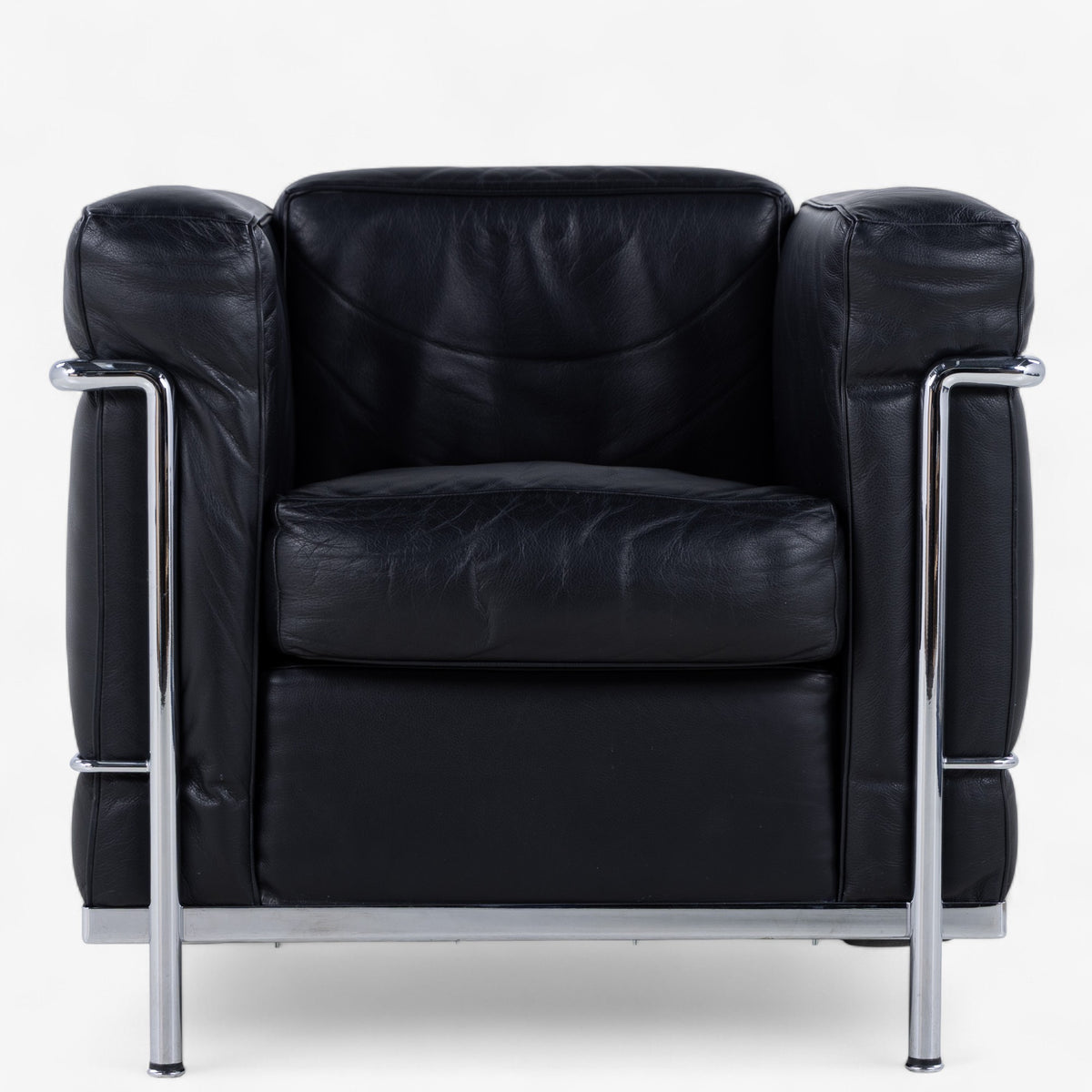LC 2 - Easy chair in original black leather