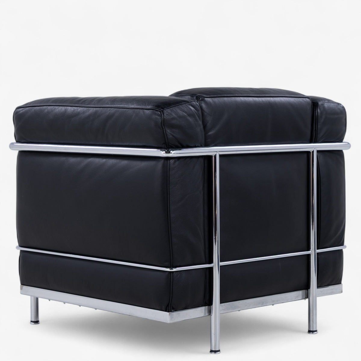 LC 2 - Easy chair in original black leather