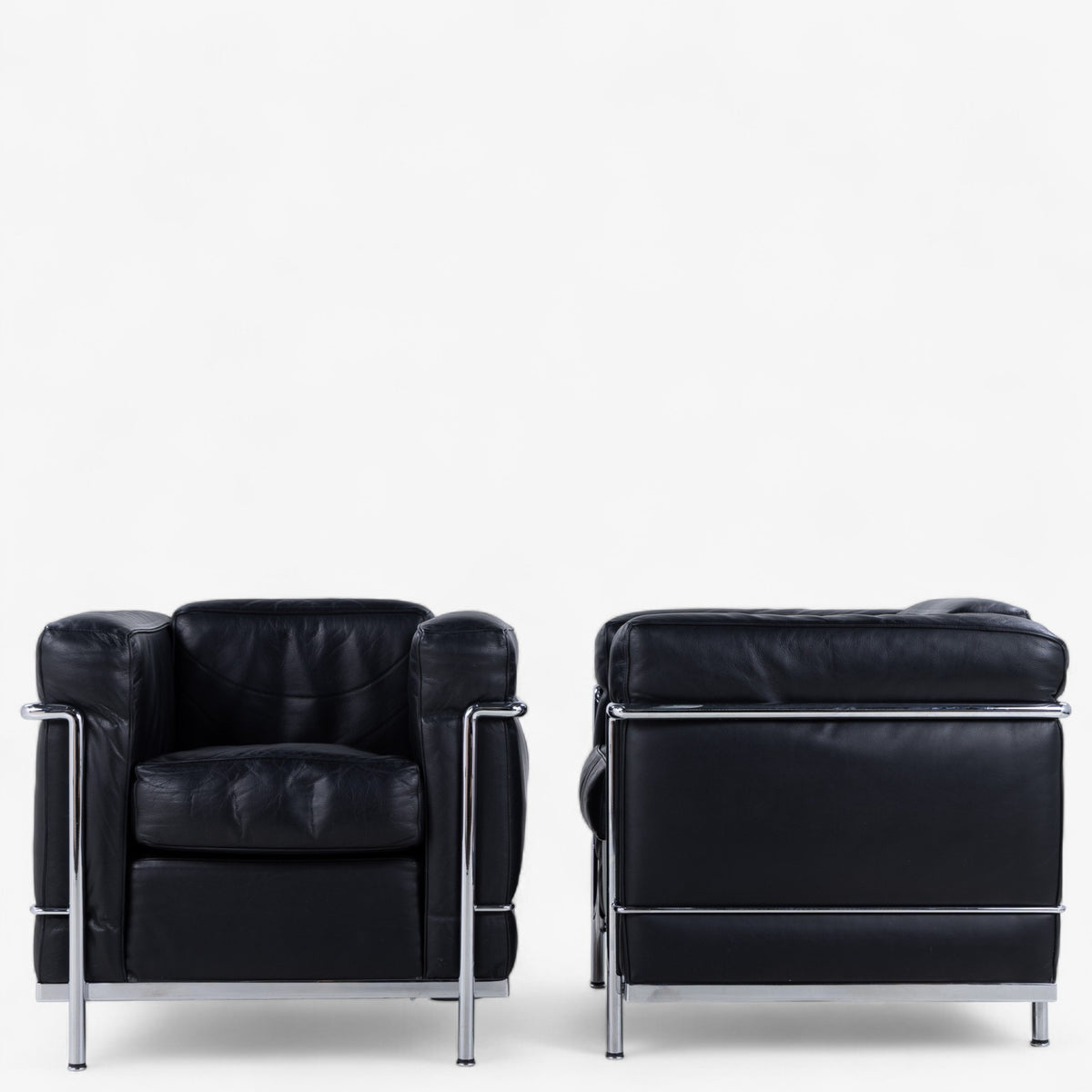 LC 2 - Easy chair in original black leather