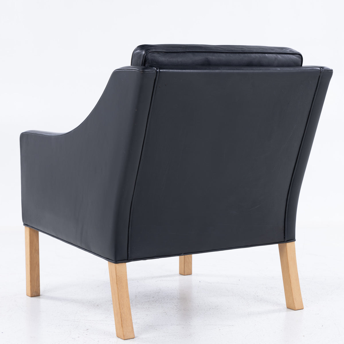 BM 2207 - Easy char in original black leather