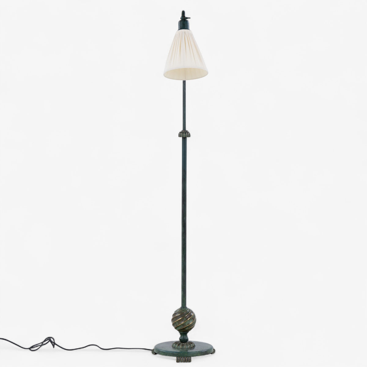 Gulvlampe i patineret bronze