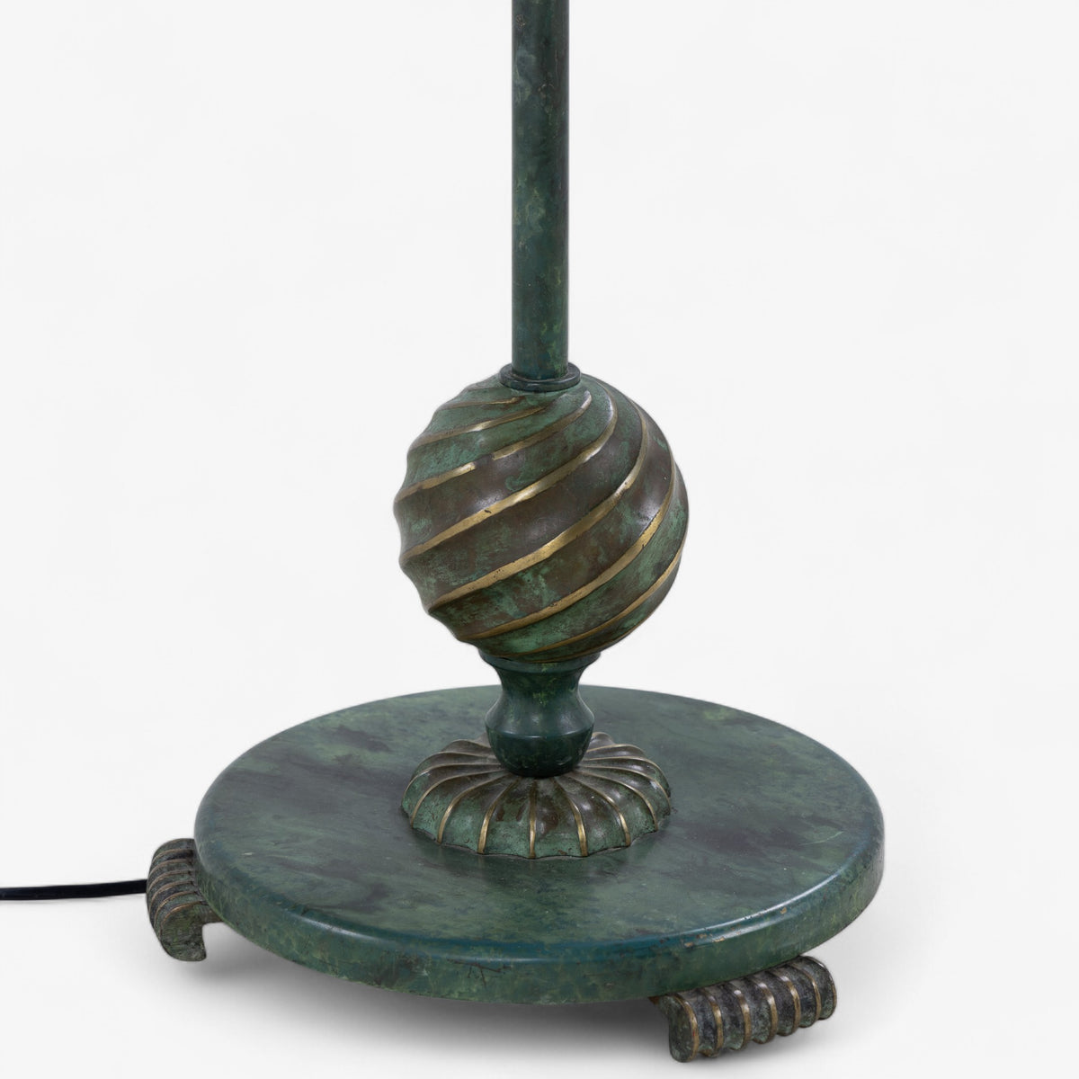 Gulvlampe i patineret bronze