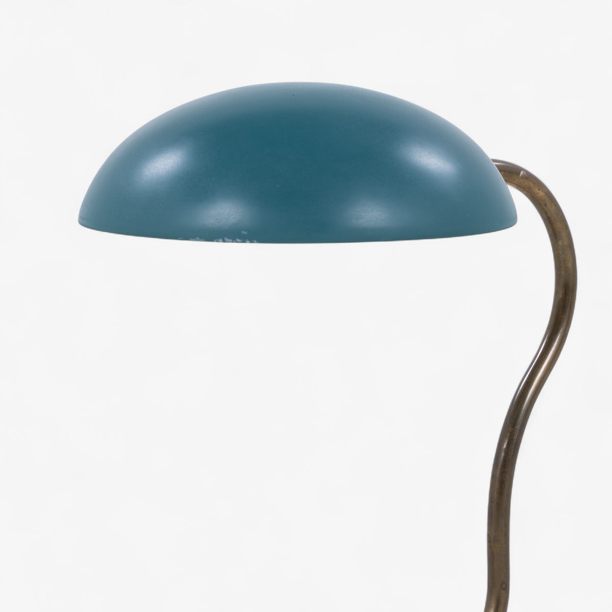 Bordlampe i grønlakeret metal