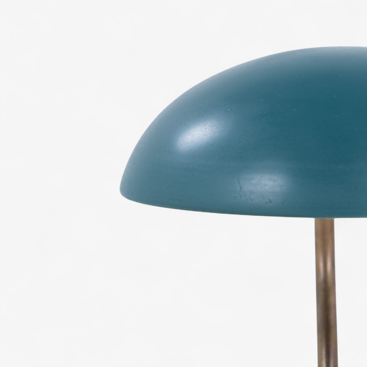 Table lamp in green lacquered metal