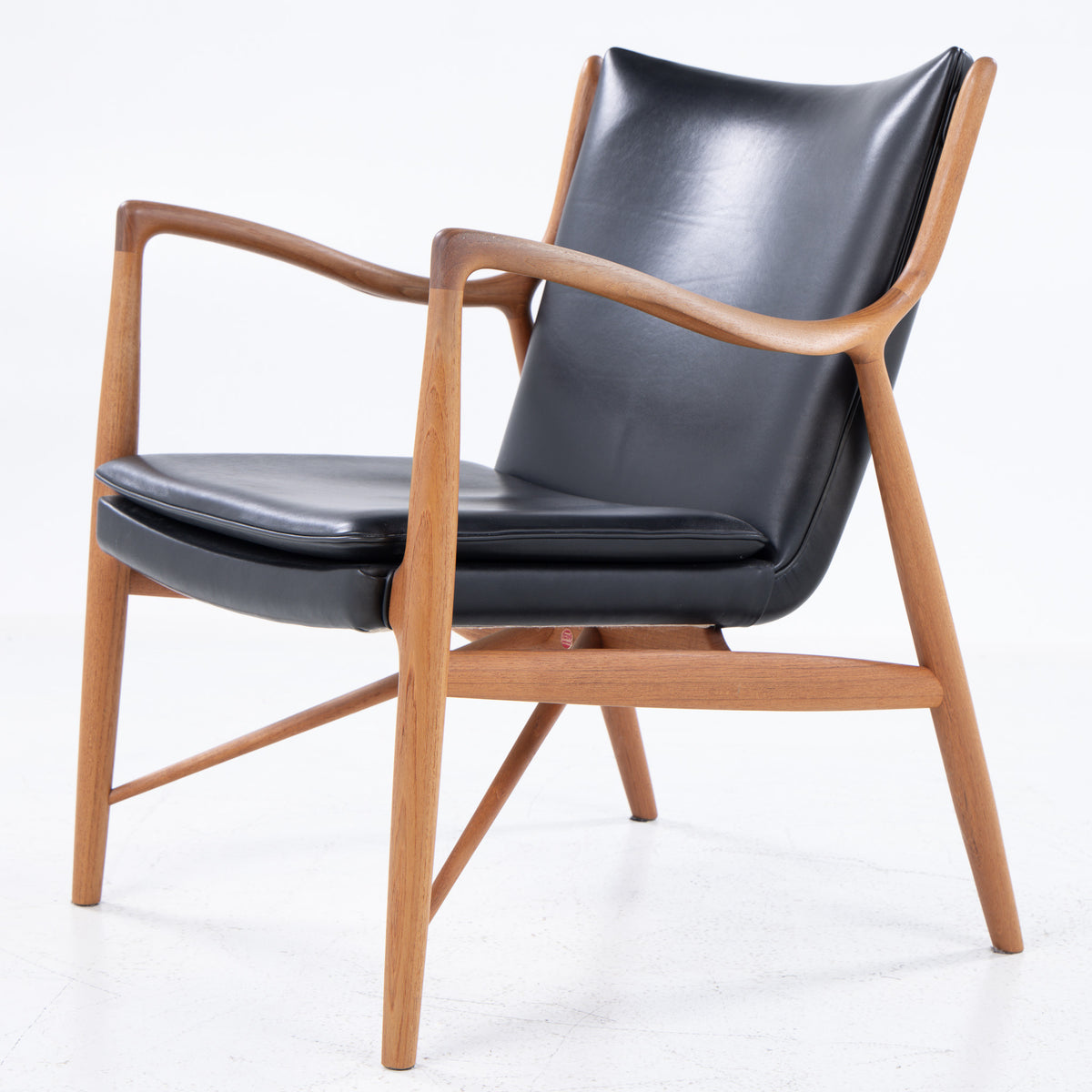 FJ 45 - Easy chair in teak