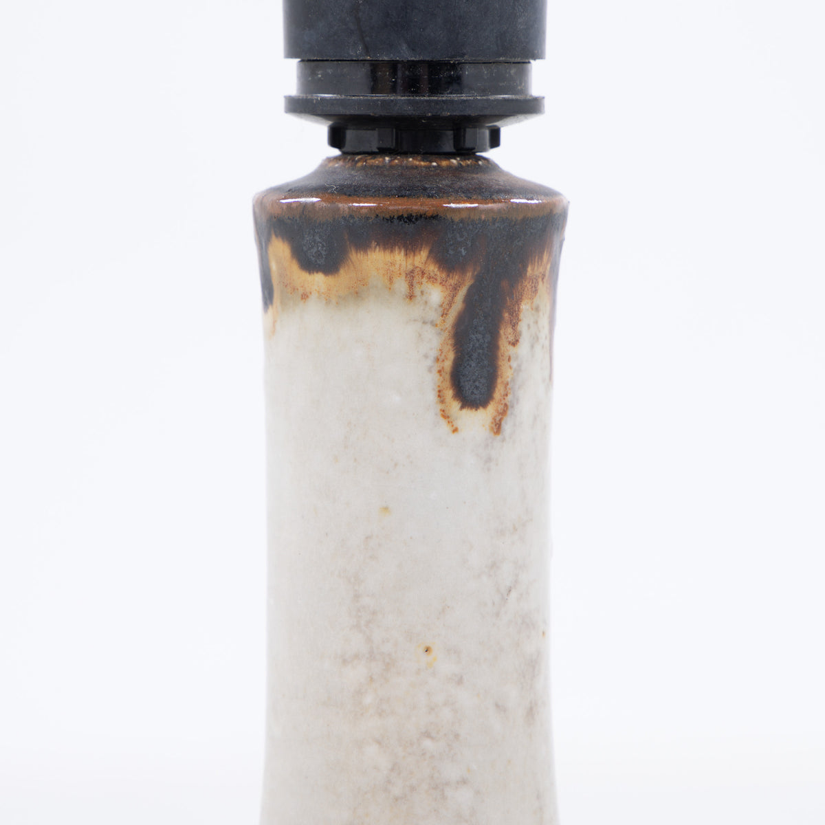 Table lamp in stoneware