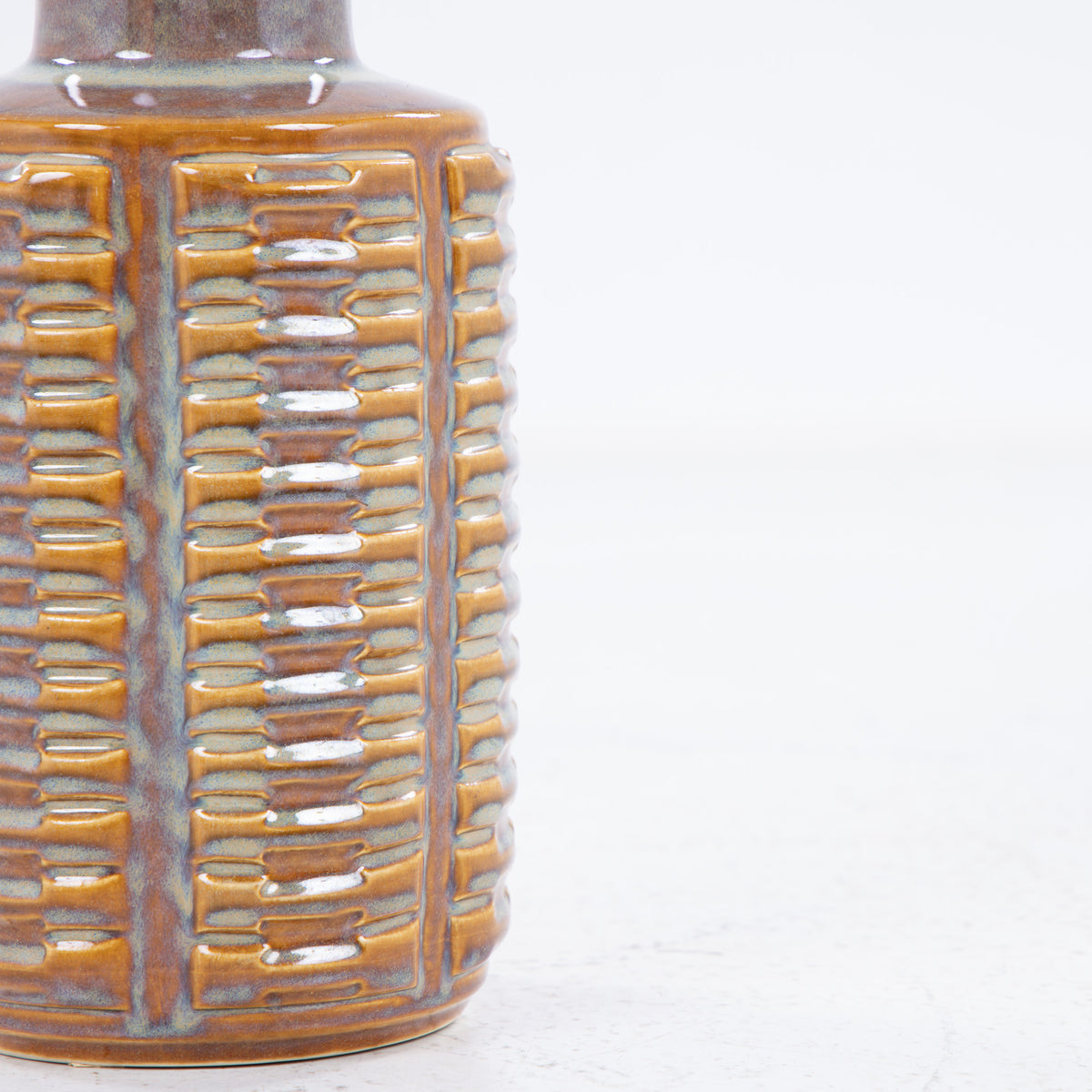 Table lamp in stoneware