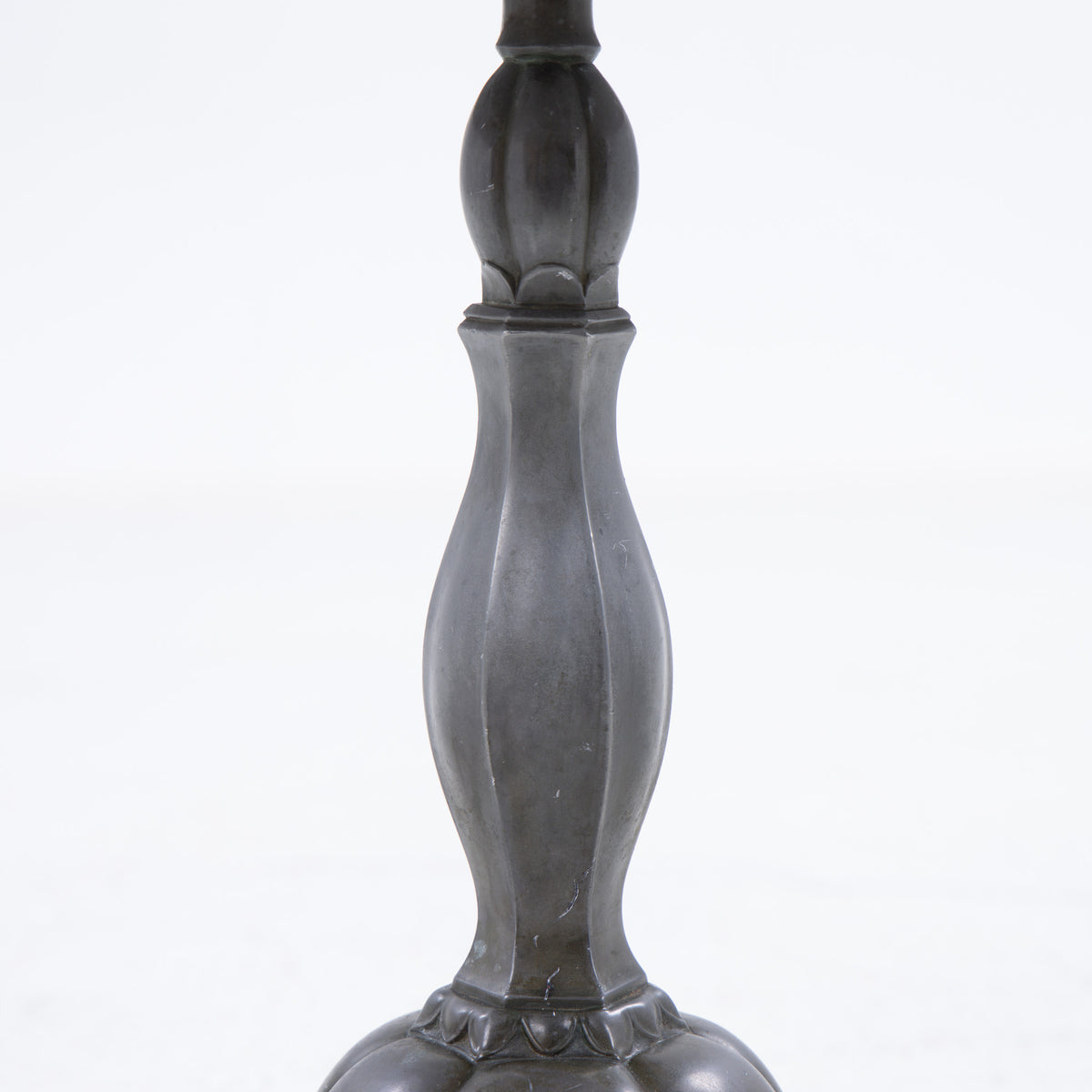 Table lamp in discometal