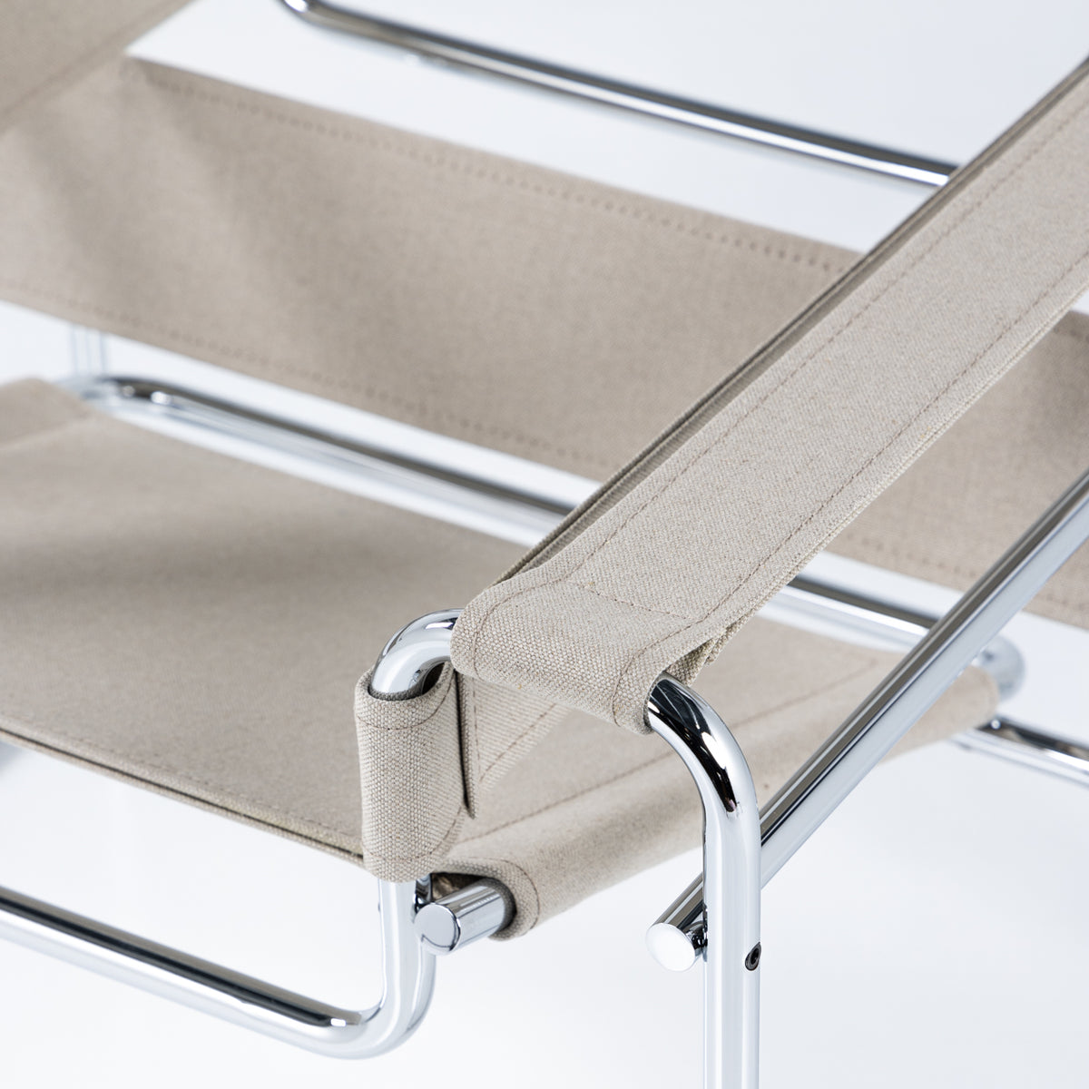 Wassily Lounge Chair' in washed canvas