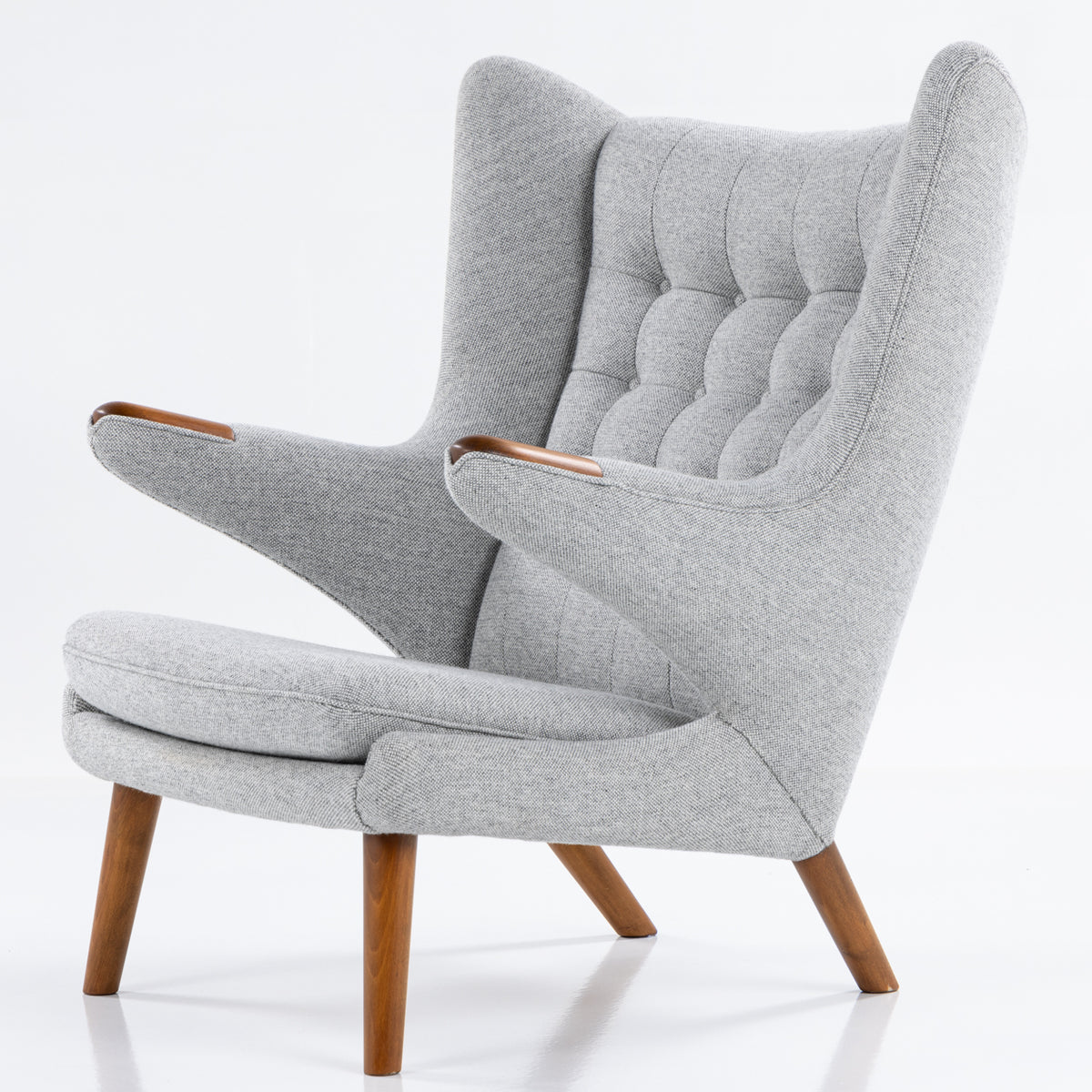 AP 19 - Papa Bear Chair in new textile