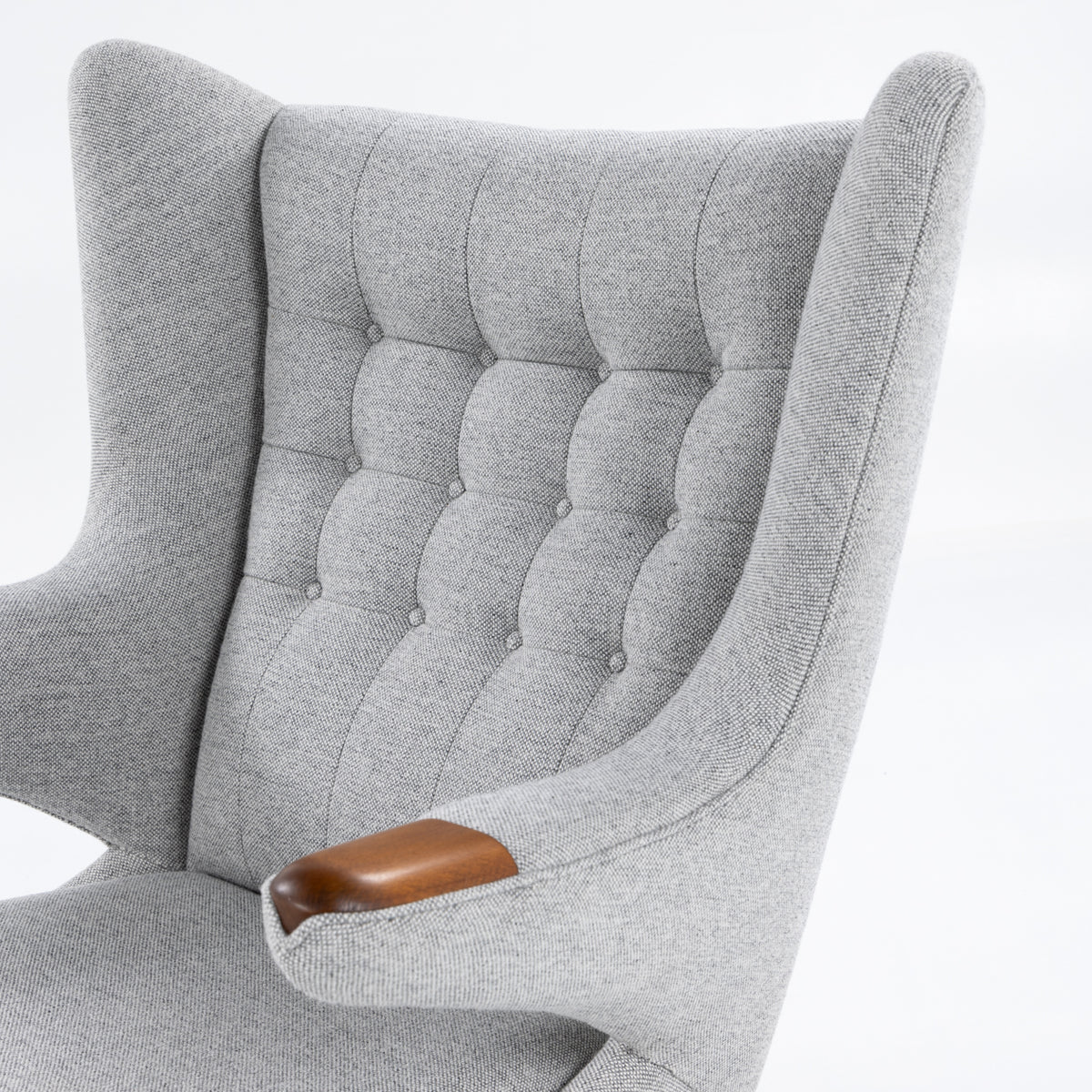 AP 19 - Papa Bear Chair w. stool in new textile