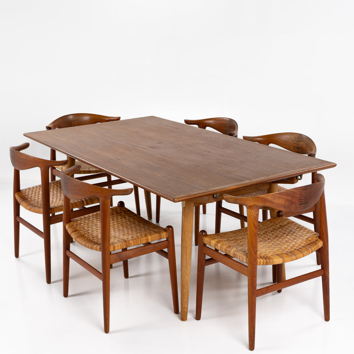 JH 505 - Set of 6 'Cow Horn Chairs' in teak