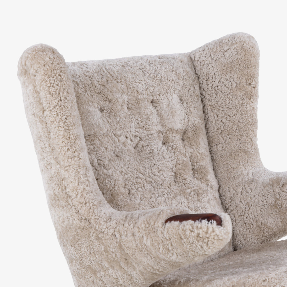 AP 19 - Papa Bear Chair w. stool in lambskin