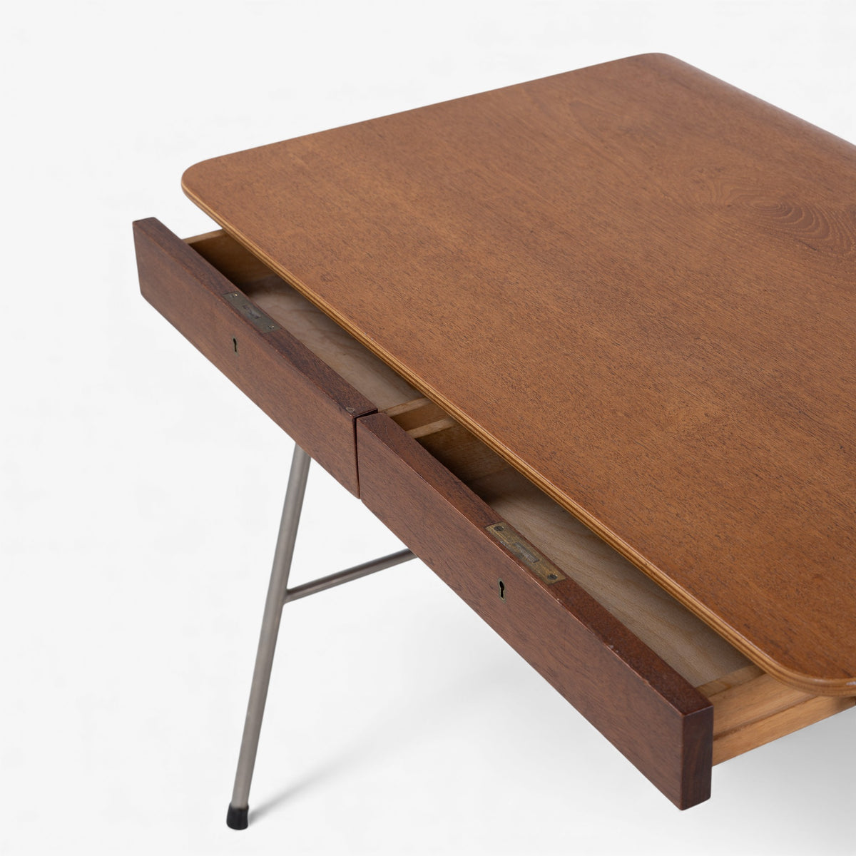 Skrivebord i teak