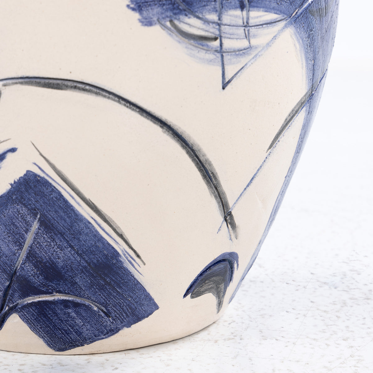 Vase in stoneware