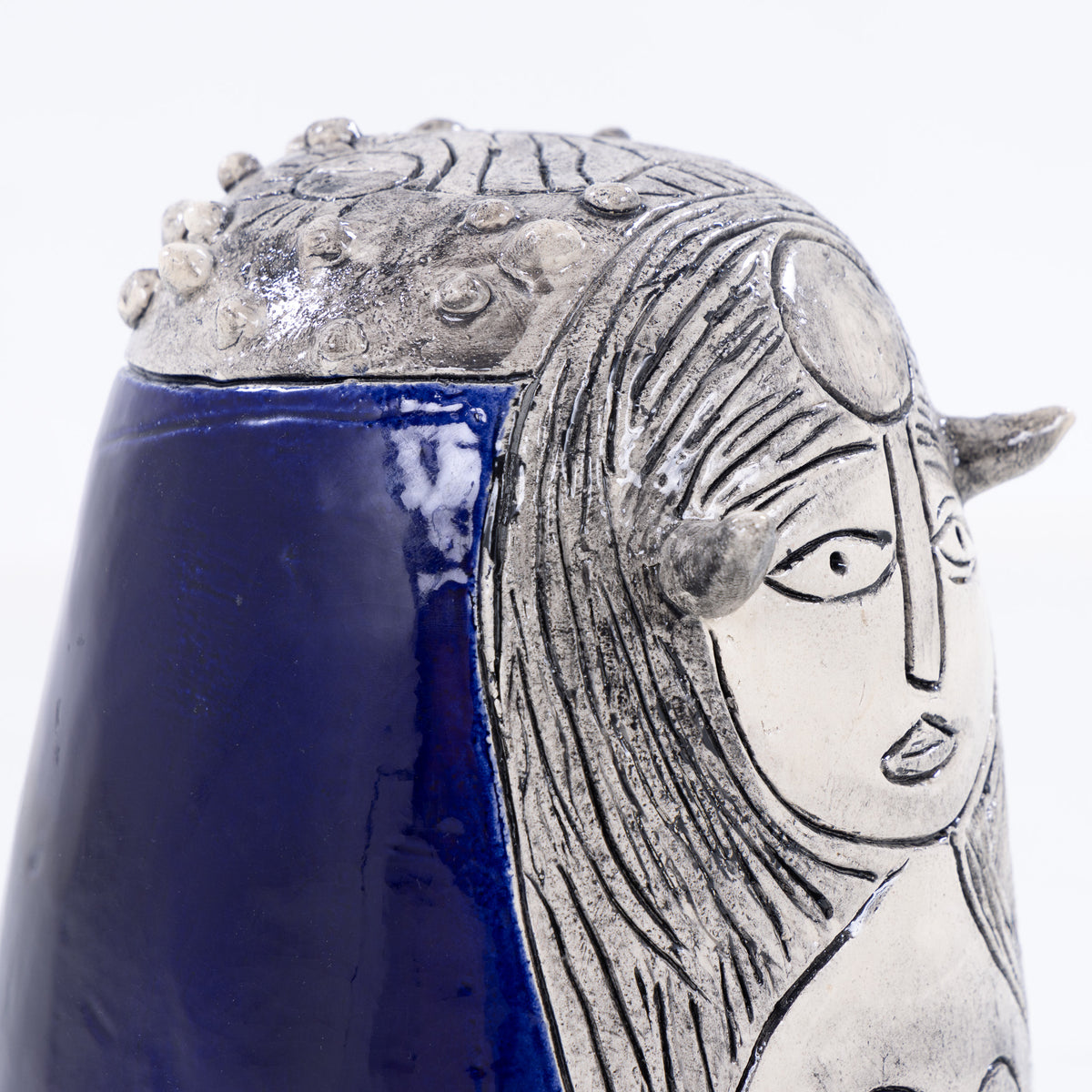 Sculpture in stoneware
