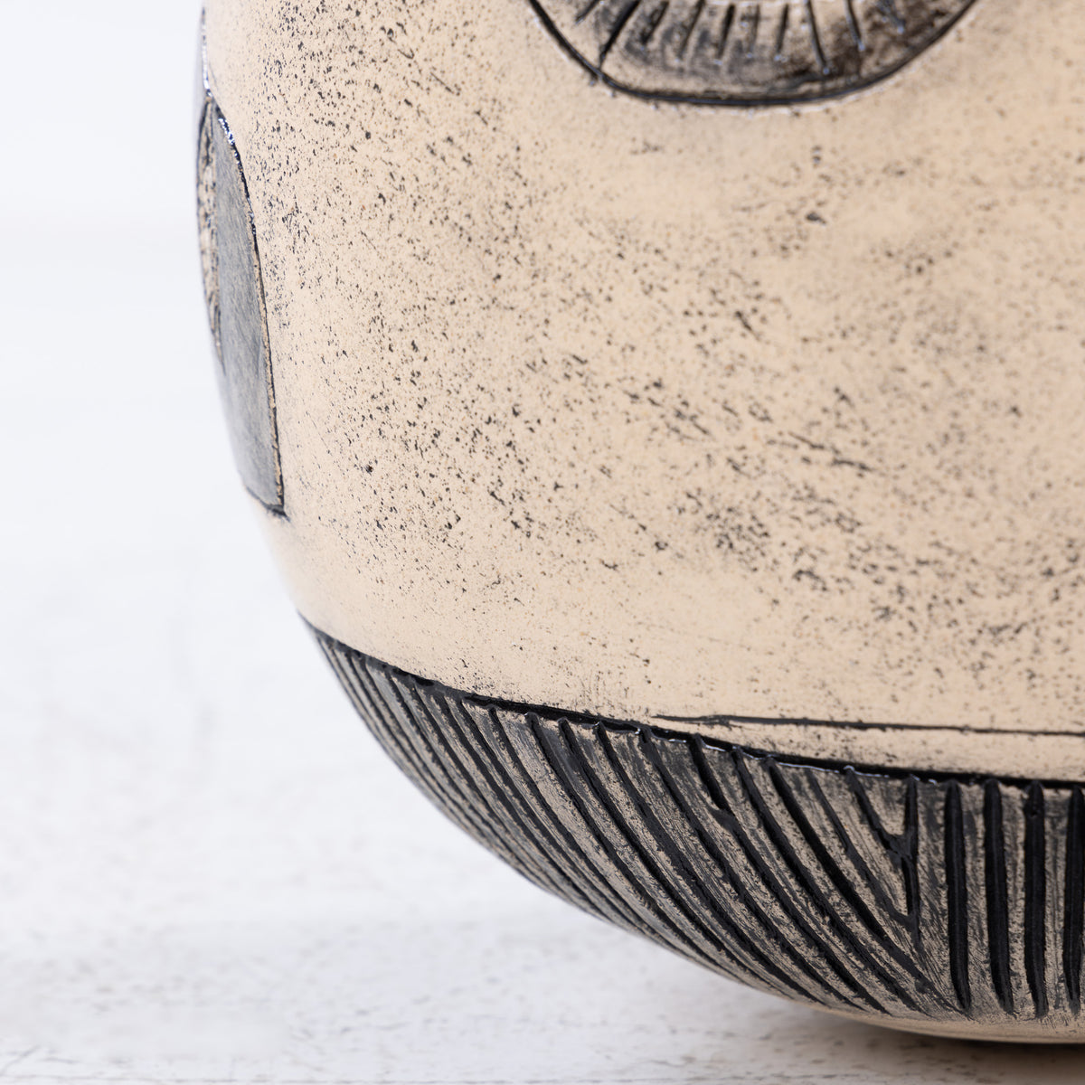 Sculpture in stoneware