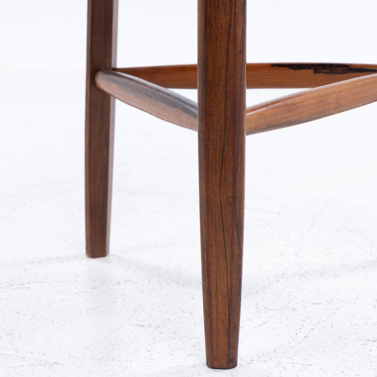Stool in rosewood