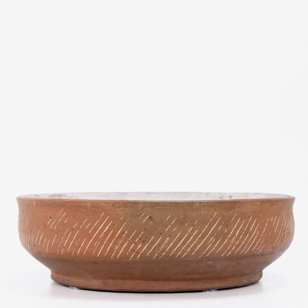 Bowl in earthenware