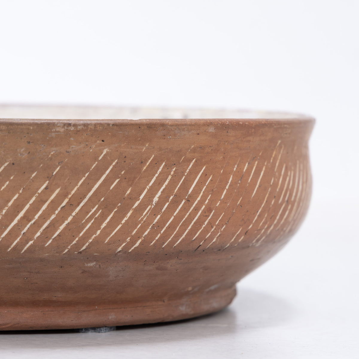 Bowl in earthenware