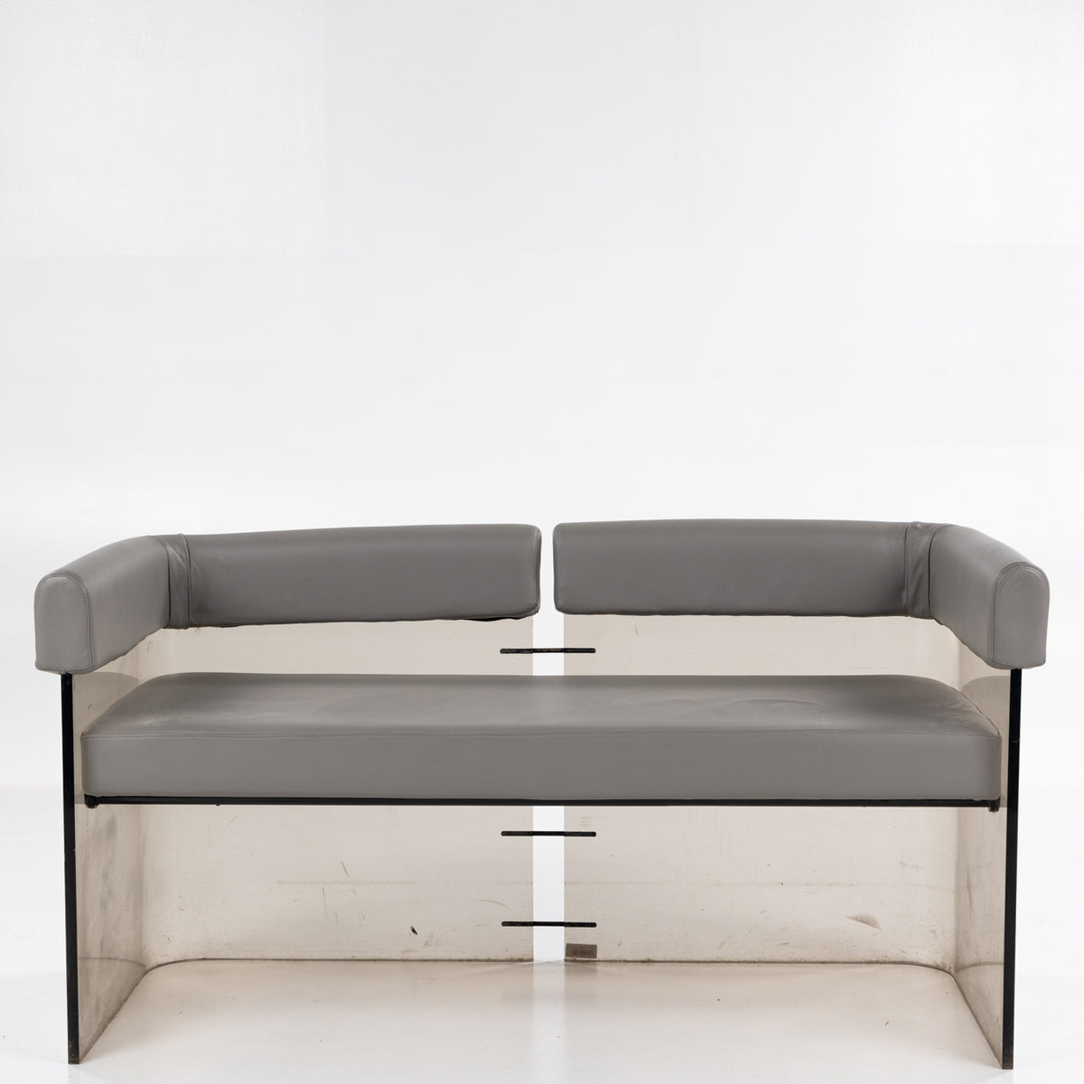 Sofa in plexiglass