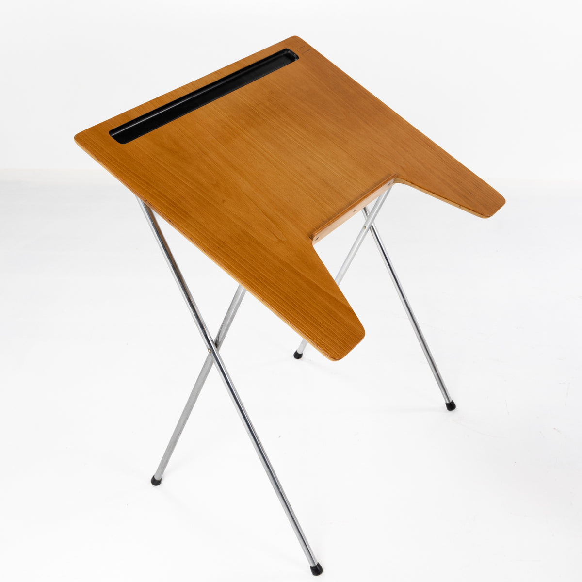 Easy chair with reading flap
