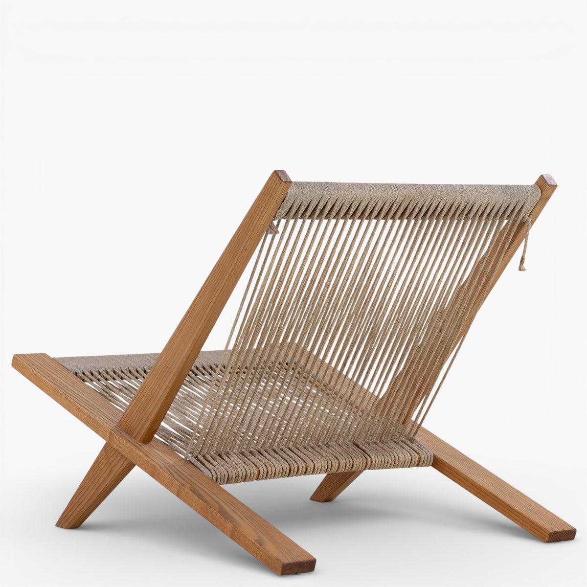 JH 106 - Easy chair in ash
