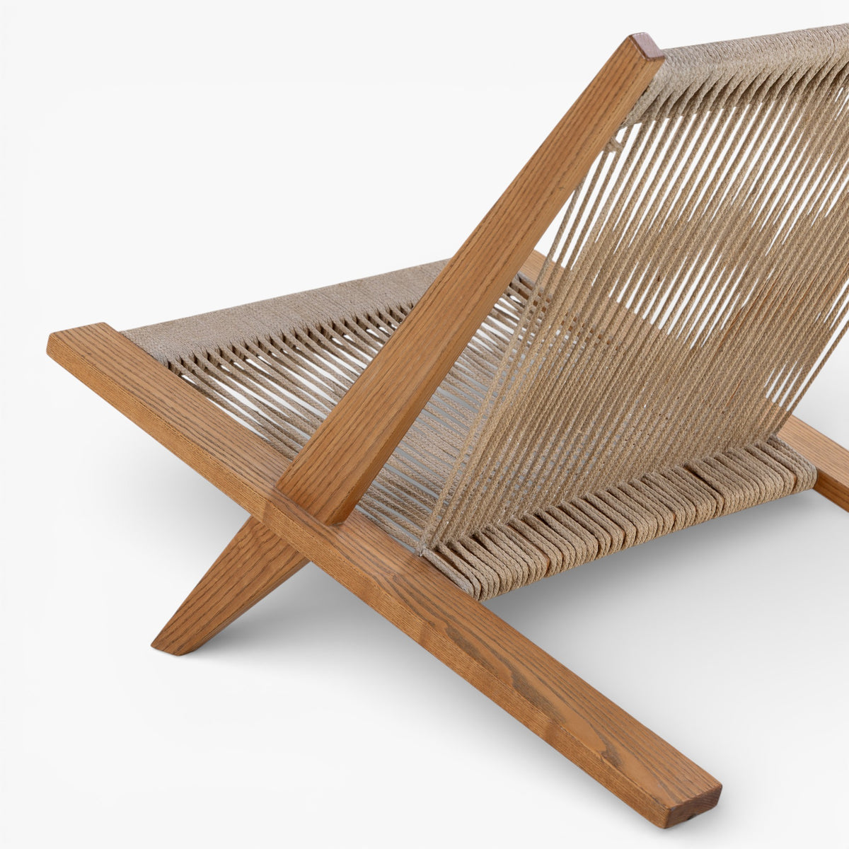 JH 106 - Easy chair in ash